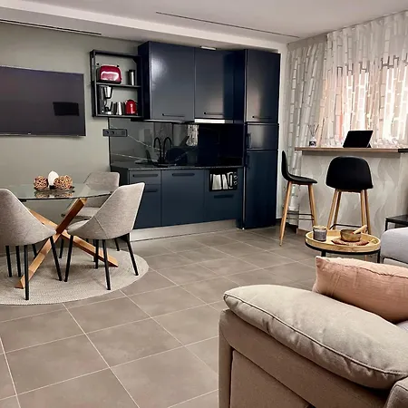 Apartment Loft Dalia Canteras Beach, Free Parking&wifi *